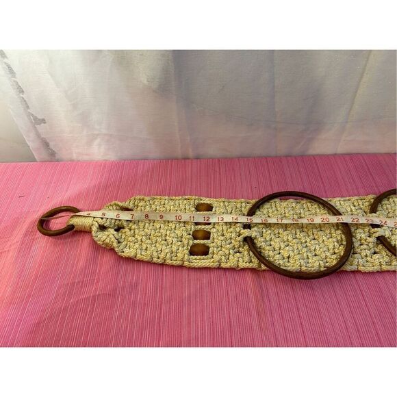 Macrame wall hanging towel rack 2 rings beads 42"x55" beige - Picture 5 of 6